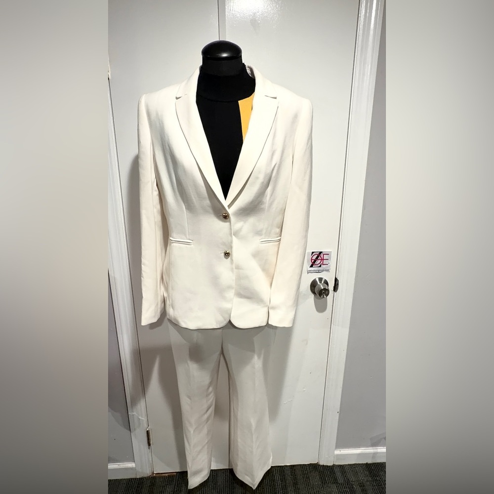 Tahari Cream Blazer and Pants Suit